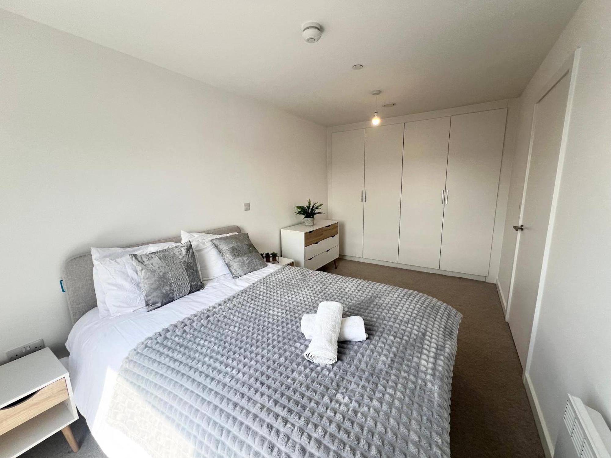 Lovely 2 Bedroom Apartment Manchester Extérieur photo